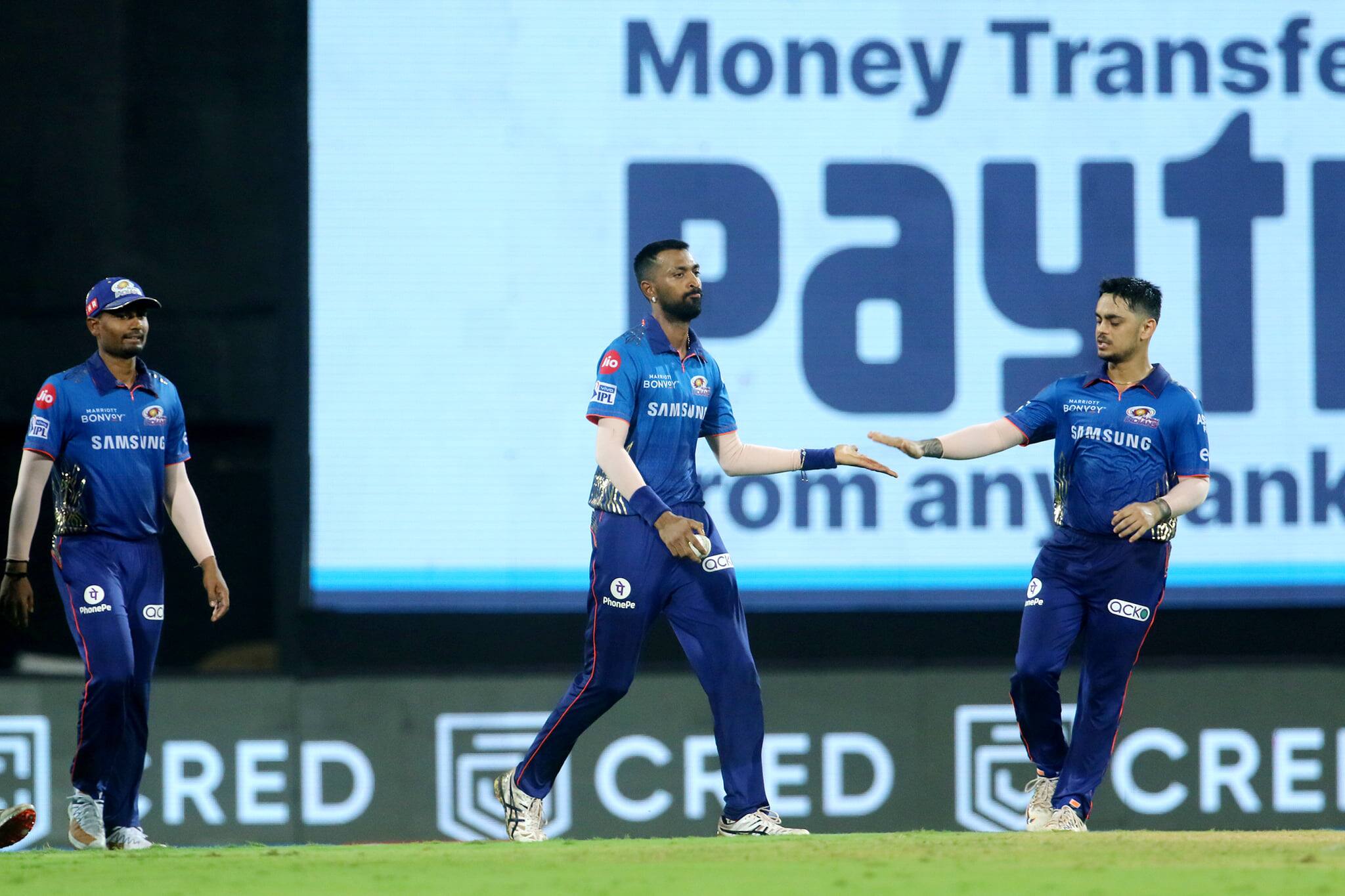 Mumbai Indians all-rounder Krunal Pandya after taking the catch of Delhi Capitals skipper Rishabh Pant in their IPL 2021 match in Chennai. (Photo: IPL)