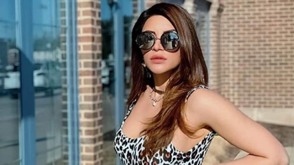 Exclusive: I am engaged, reveals TV hottie Shama Sikander