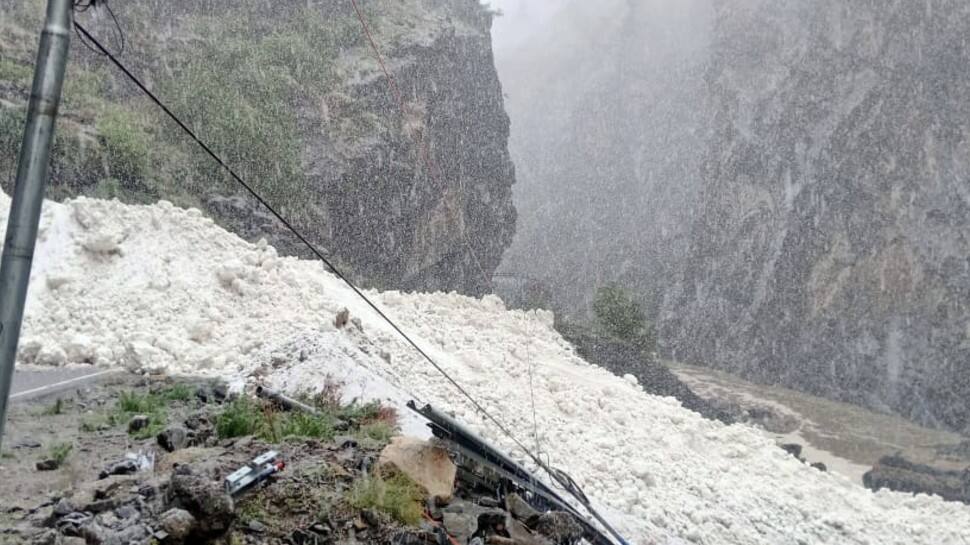 Glacier burst near India-China border in Uttarakhand&#039;s Chamoli, no casualties, govt issues alert