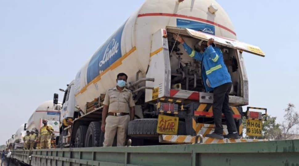 Third &#039;Oxygen Express&#039; from Gujarat scheduled to reach Maharashtra today