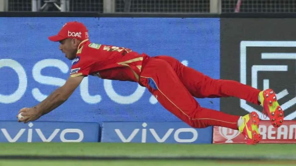 IPL 2021 PBKS vs KKR: Ravi Bishnoi’s unbelievable catch leaves everyone stunned – WATCH