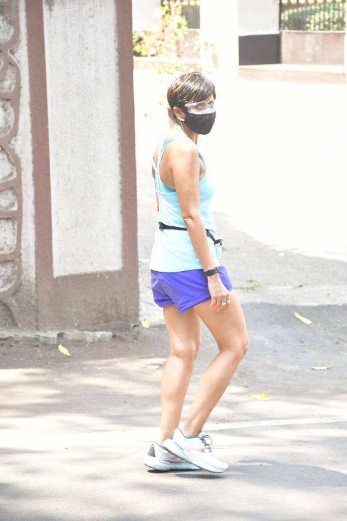 Mandira wore double mask