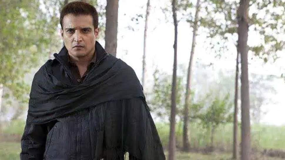 Case against actor Jimmy Sheirgill, director Eeshwar Nivas and 33 others for flouting COVID rules in Punjab