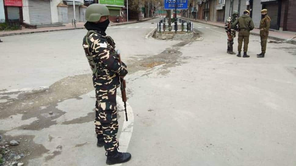 J&amp;K: 84-hour lockdown in 11 districts from April 29 as COVID-19 cases surge