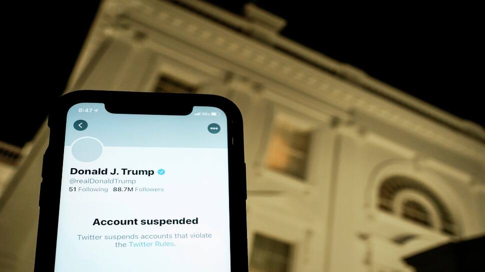 Twitter blocks accounts for attempting to evade Donald Trump ban