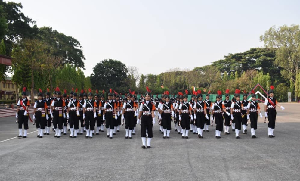 Attestation Parade of the first batch of 83 women soldiers