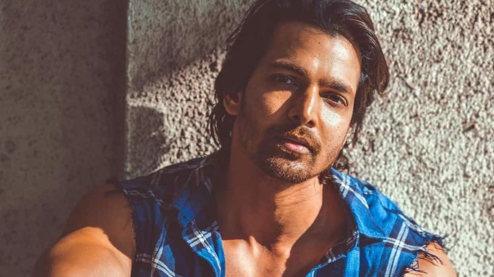 Harshvardhan Rane donates oxygen concentrator to Cyberabad police