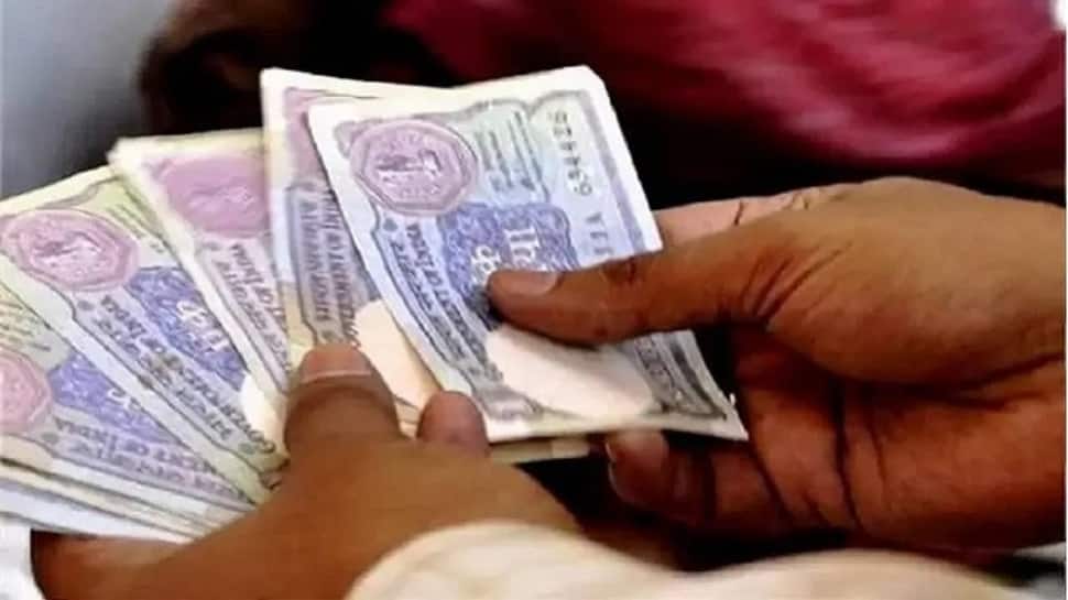 Unbelievable! You can earn Rs 45,000 by selling a 1 rupee note 