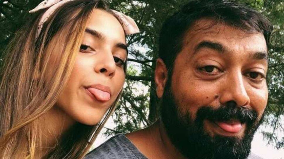 Anurag Kashyap&#039;s daughter Aaliyah Kashyap says &#039;I am open with my parents&#039;, shares secrets, dating life and alcohol &#039;experiments&#039; with them - Watch