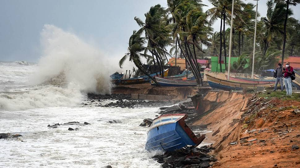 Cyclone Tauktae intensifying into &#039;very severe cyclonic storm&#039;, here are latest developments