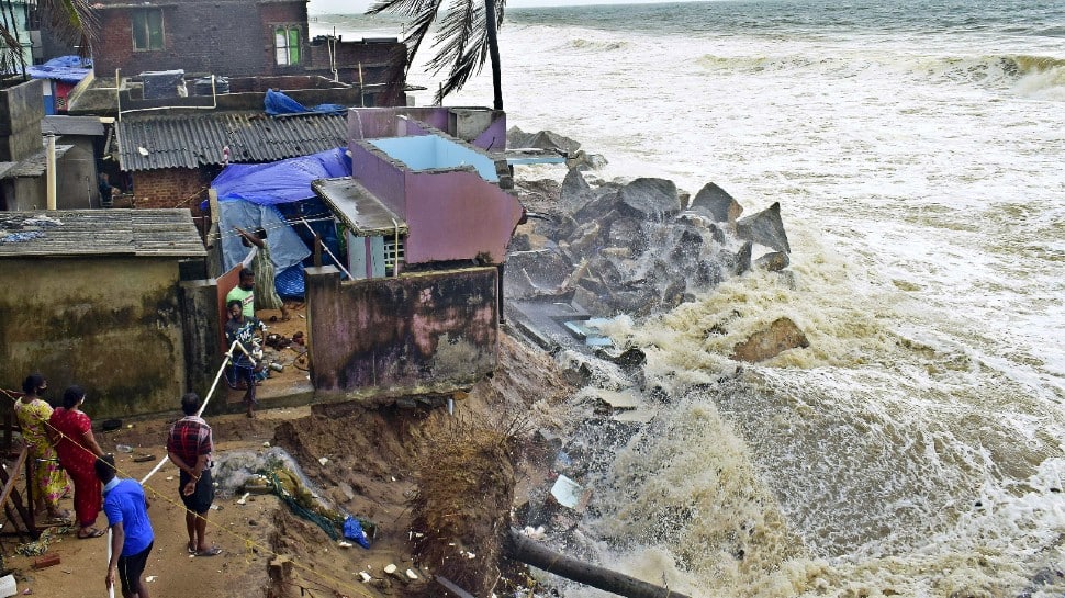 Cyclone Tauktae intensifies as it approaches Gujarat, state evacuates low-lying areas