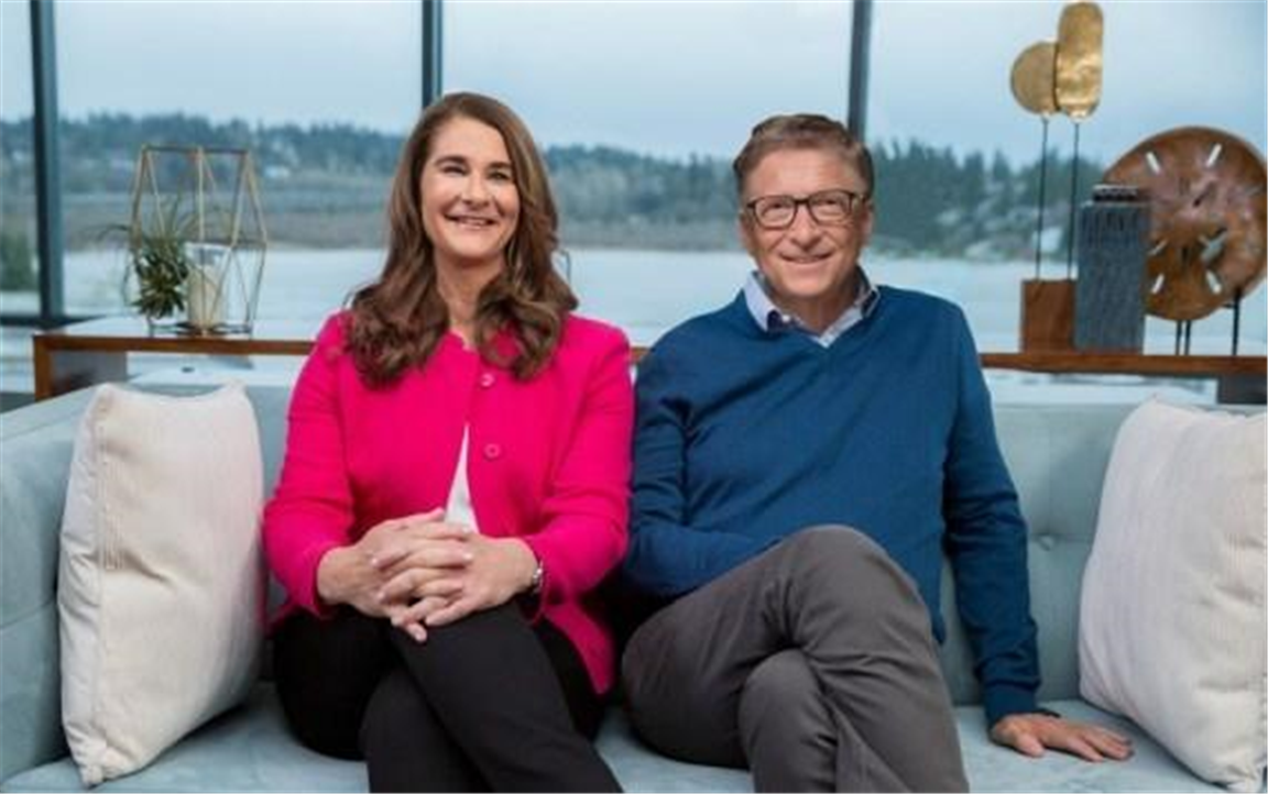 Bill Gates asked out female employees while married to Melinda