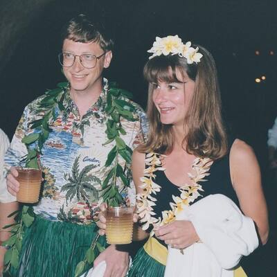 Bill Gates had a sexual relationship with an employee while married to Melinda
