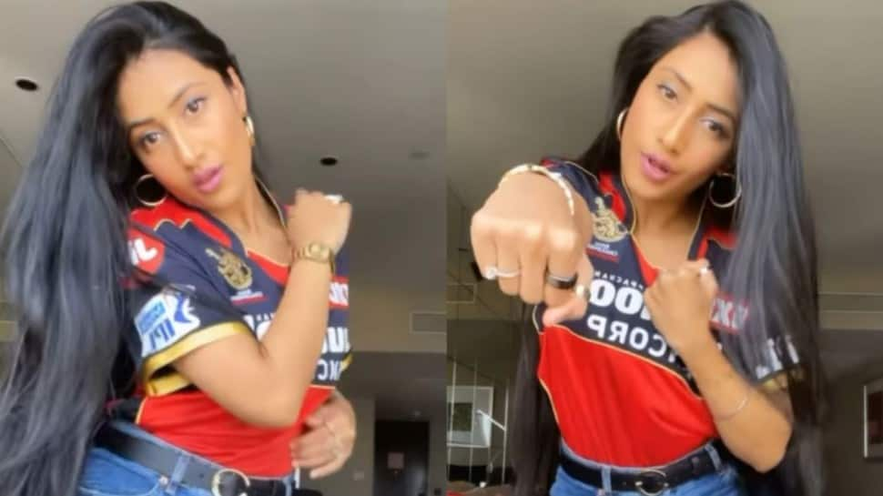 IPL: Yuzvendra Chahal&#039;s wife Dhanashree Verma shows off HOT dance moves in RCB Jersey, video goes viral – WATCH