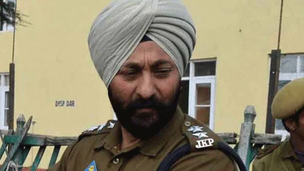 J&amp;K police officer Davinder Singh, arrested by NIA in terror case, dismissed from service