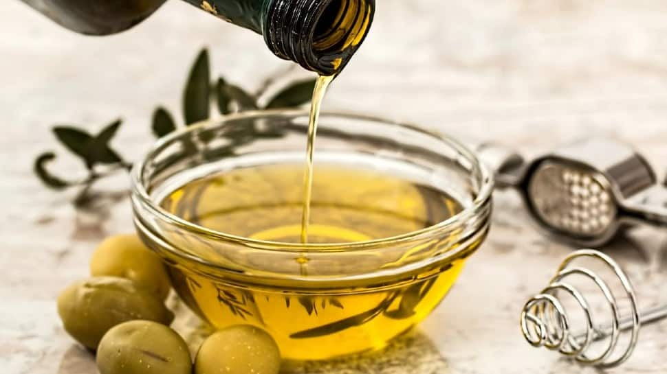 Centre holds meeting to discuss ways to ensure availability of edible oil at reasonable prices