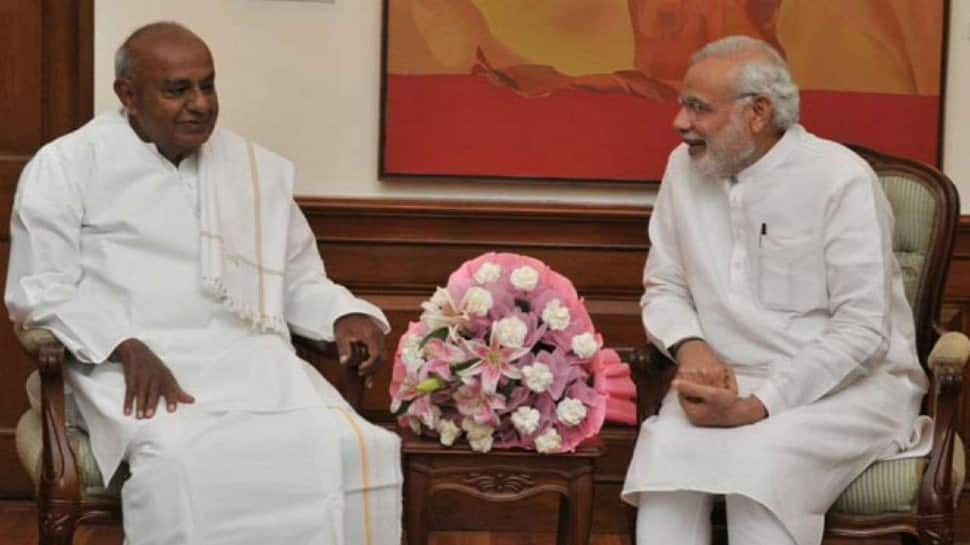 Crashing prices of horticulture produce delivering twin blow to farmers: Former PM HD Deve Gowda writes to PM Modi