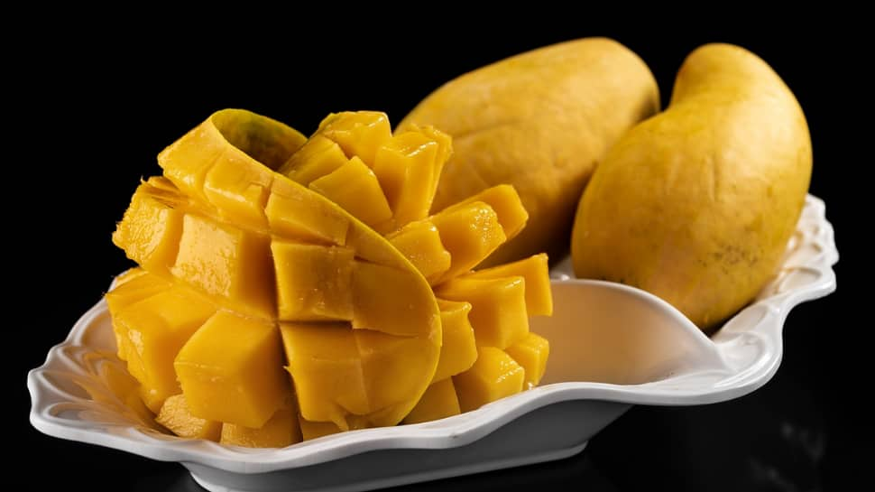 Why Does Eating Fresh Mango Make Me Feel Sick And Then Vomit Quora