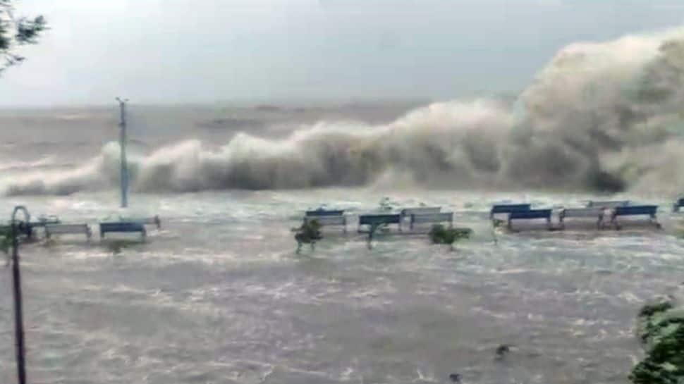 Cyclone Yaas: At least 4 dead, more than 20 lakh evacuated as cyclonic storm pounds Odisha, West Bengal