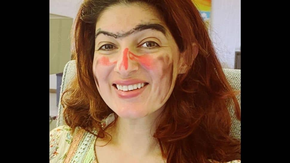Twinkle Khanna gets &#039;punishment&#039; makeover from daughter