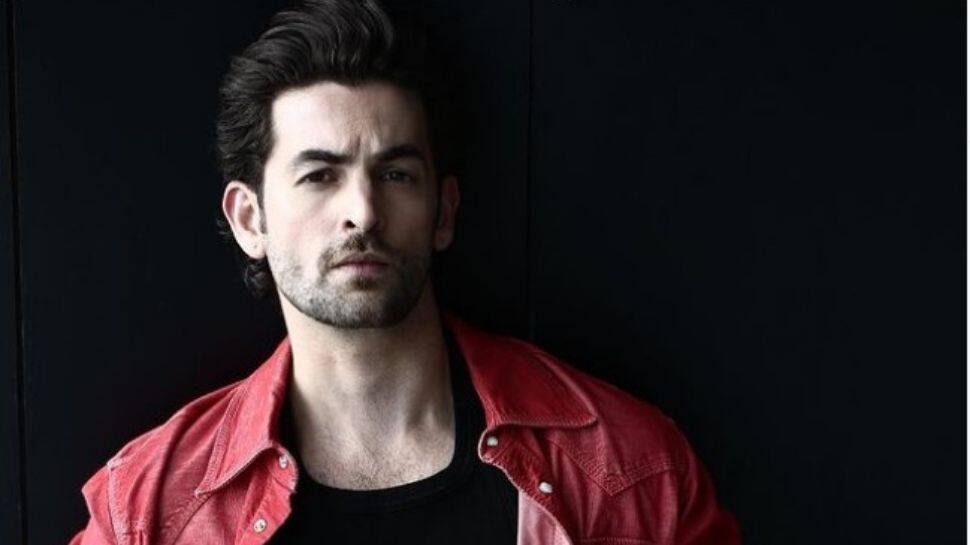 Neil Nitin Mukesh says &#039;no one can sing&#039; like his legendary grandfather 