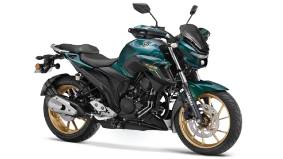 Yamaha cuts price of FZ 25 and FZS 25 bikes by up to Rs 18 000 and Rs 19 300 Automobiles News Zee News