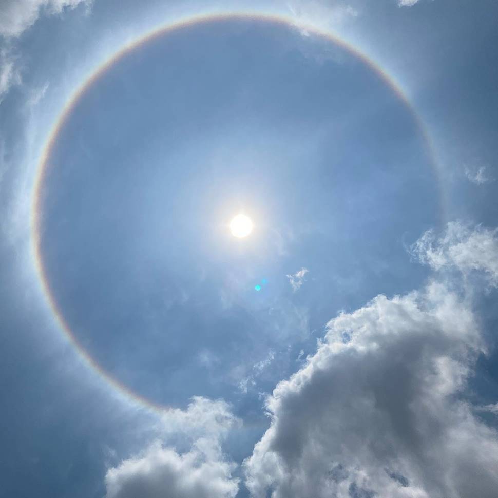 Hyderabad witnesses rare 22 degree Suns halo' phenomenon, heres what it  means, India News