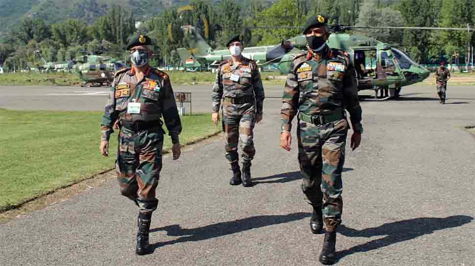 Army chief MM Naravane on 2-day visit to Jammu and Kashmir, reviews security in valley 