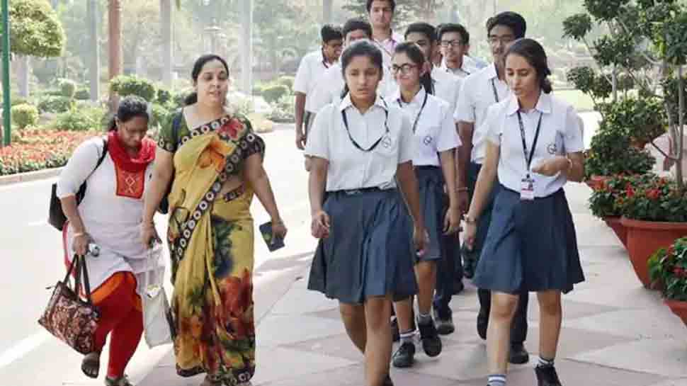33 private schools in Noida issued notice for violating RTE norms