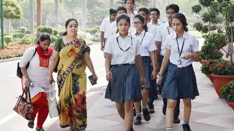 33 private schools in Noida issued notice for violating RTE norms 	