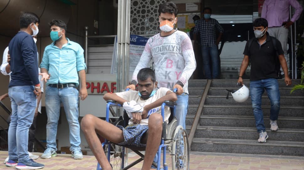 Kin of patients struggle as Shri Paras Hospital in Agra sealed over alleged oxygen &#039;mock drill&#039; that claimed 22 lives