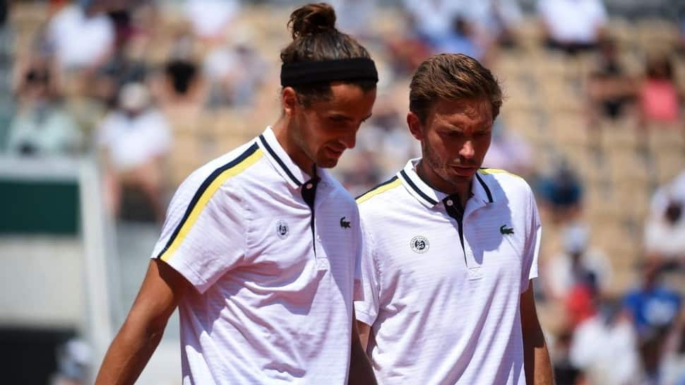 Cheered on by home crowd, French doubles pair of Nicholas Mahut and Pierre-Hughes Herbert entered the doubles semifinal in French Open 2021. (Photo: FFT)