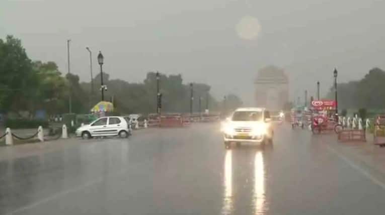 Delhi to witness moderate to heavy rain likely on weekend, says IMD