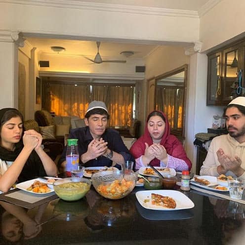 Aasif Sheikh enjoying meal with family on Ramadan