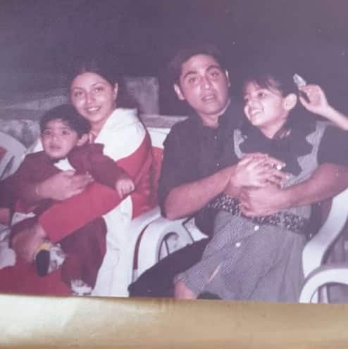 Old pic of Aasif Sheikh with wife and kids