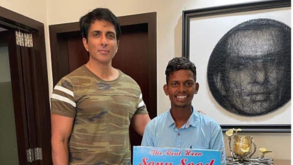Sonu Sood stunned by man who &#039;walked barefoot&#039; from Hyderabad to meet him, says he&#039;s immensely humbled