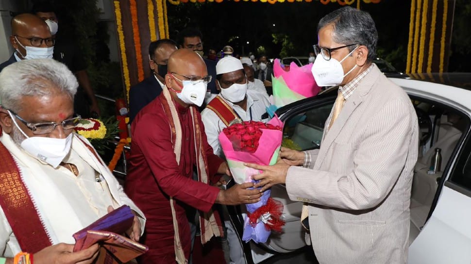 CJI NV Ramana visits Tirumala temple, receives warm welcome