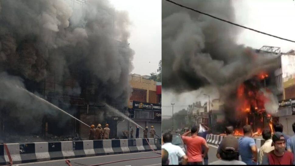 Massive fire breaks out at Delhi&#039;s Lajpat Nagar market, 30 fire tenders rushed to spot