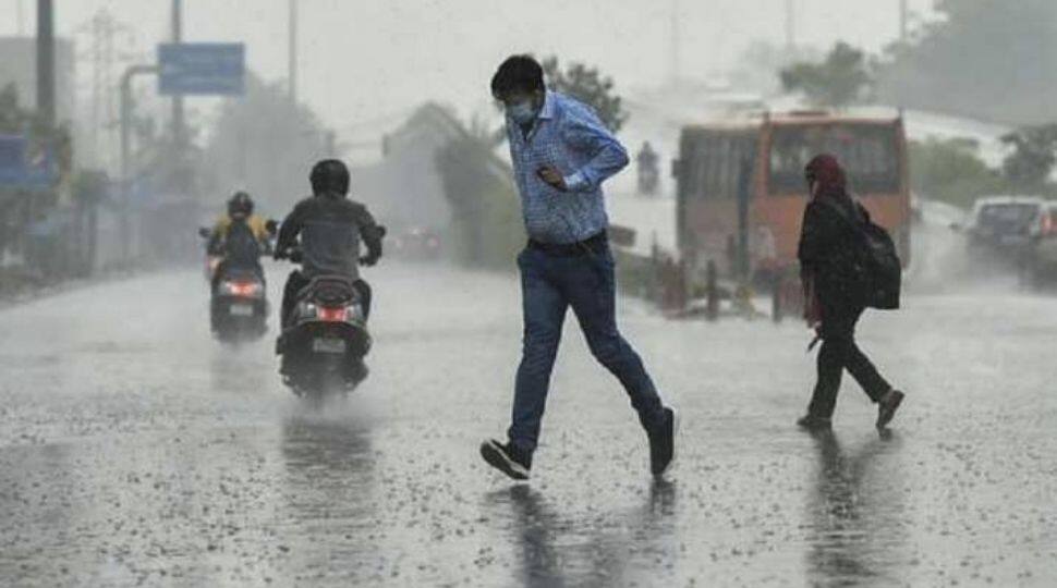 Rainfall in various parts of Delhi, maximum temperature recorded at 31.2°C