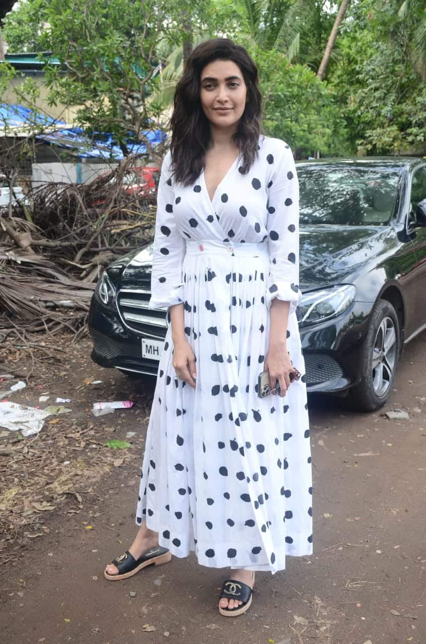 Karishma Tanna clicked in chic polka dot dress, smiles for the shutterbugs!  - In Pics | News | Zee News