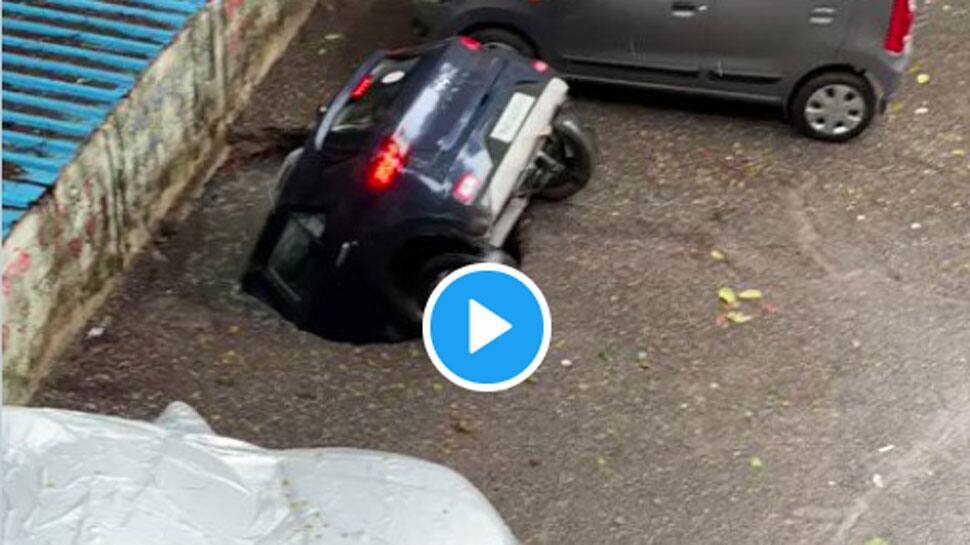 Shocking! Hyundai Venue SUV drowns inside a sinkhole in few seconds, check viral video