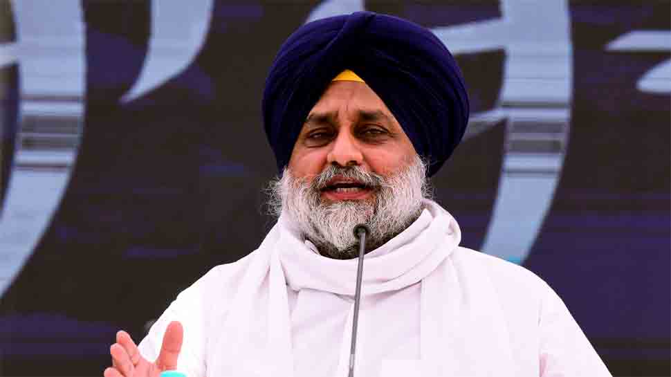 Sukhbir Singh Badal, SAD workers detained amid huge protest outside Punjab CM Amarinder Singh&#039;s house 