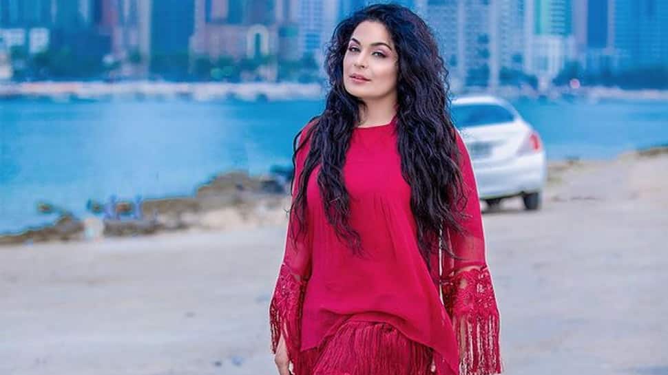Pakistani actress Meera claims &#039;land-grabbers kidnapped her mother&#039;, writes to PM Imran Khan for help