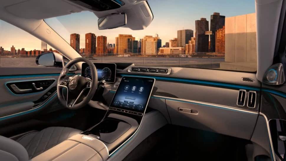Interior features of 2021 Mercedes Benz S-Class Interior features of 2021 Mercedes Benz S-Class
