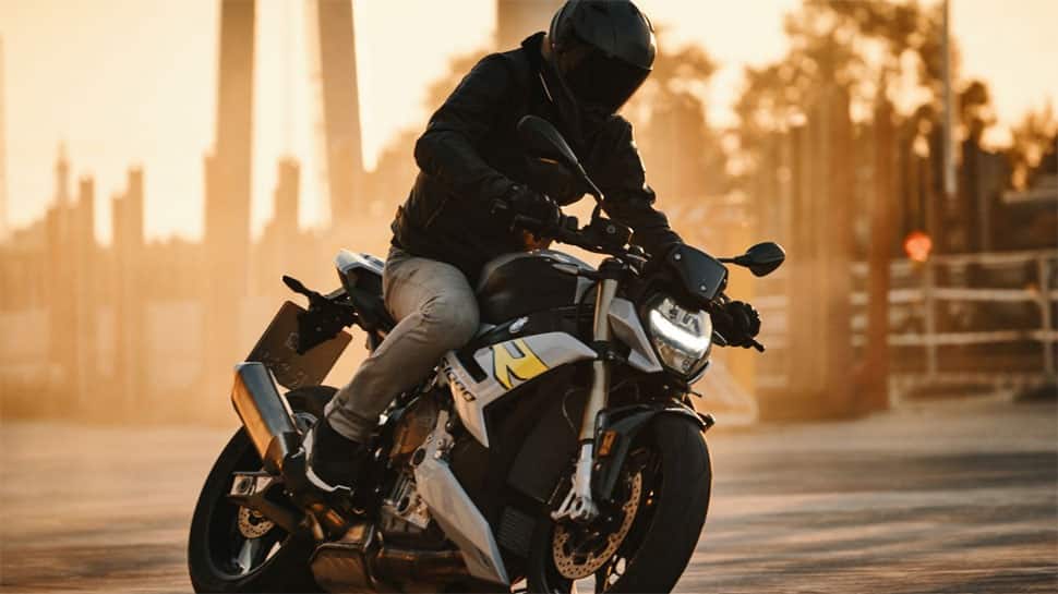 BMW S 1000 R now in India BMW S 1000 R now in India