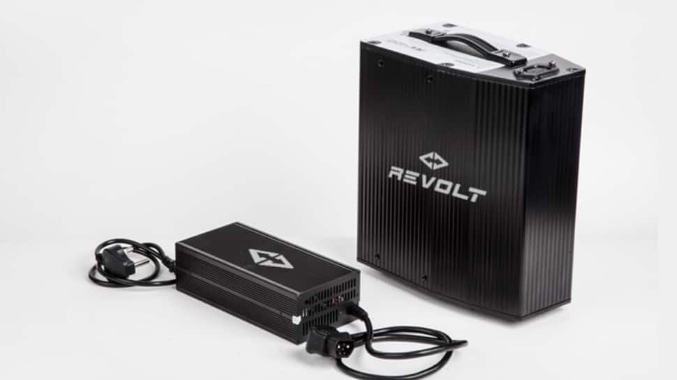 Revolt RV 400 deliveries