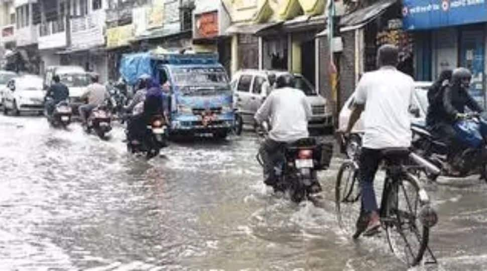 Relief Commissioner, Ranvir Prasad, has issued a notice to administrations of these districts, warning of the possibility of flood in the coming days.