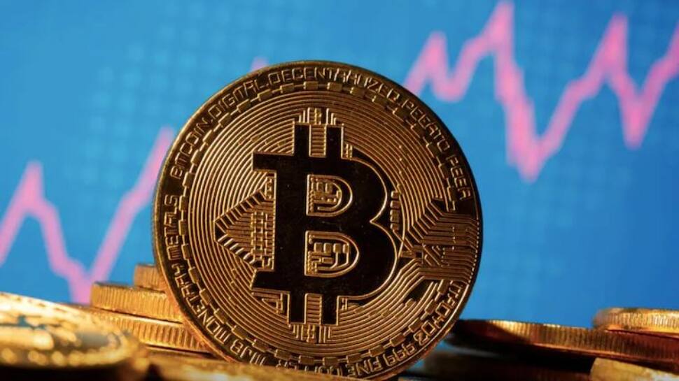 Bitcoin hits nearly 2 week low, down 10% in wake of China crackdown