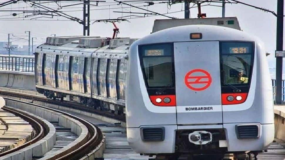 Delhi traders body seeks increase in frequency of Delhi Metro trains after long queues seen outside stations