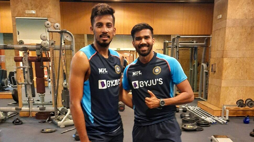 Ishan Porel of Punjab Kings (left) and Kolkata Knight Riders' Sandeep Warrier are couple of young pacers looking to make their mark. (Source: Twitter)